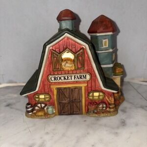Light Up Crocket Farms Porcelain Barn w/ New Cord Light. Apples Pumpkins Hay